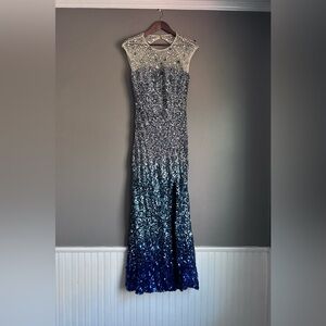Sparkling Ombré Sequin Cap Sleeve Mermaid Prom / Formal Evening Dress Size 10